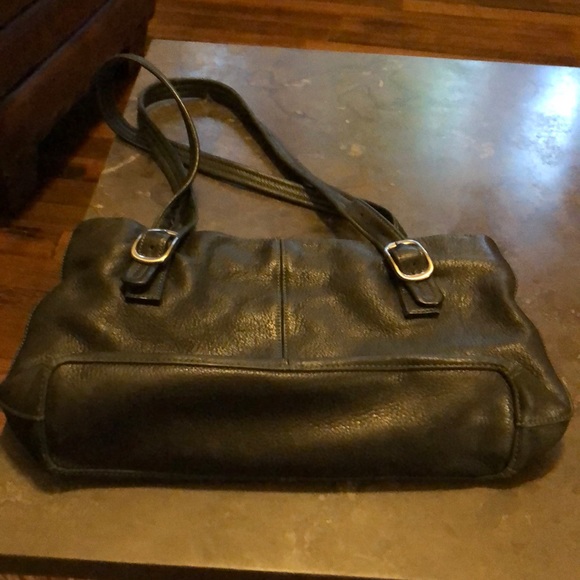 Gorgeous Tignanello Leather Satchel with Wonderful Compartments - Picture 1 of 4